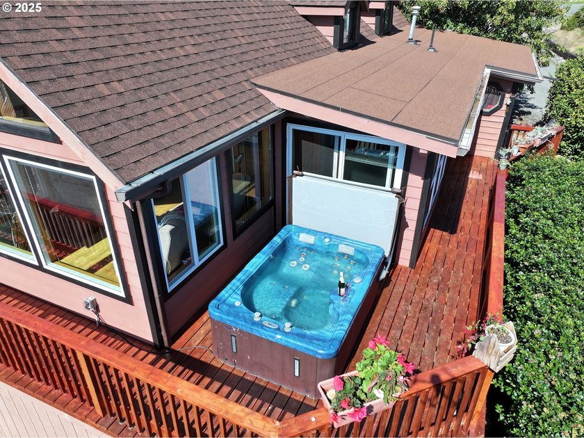PRICE REDUCED $15,000! Large Ocean-View Home at Whaleshead Beach - photo 5