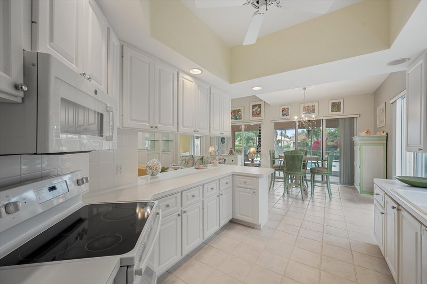 AMAZING OPPORTUNITY! Experience the best of resort-style living - photo 17