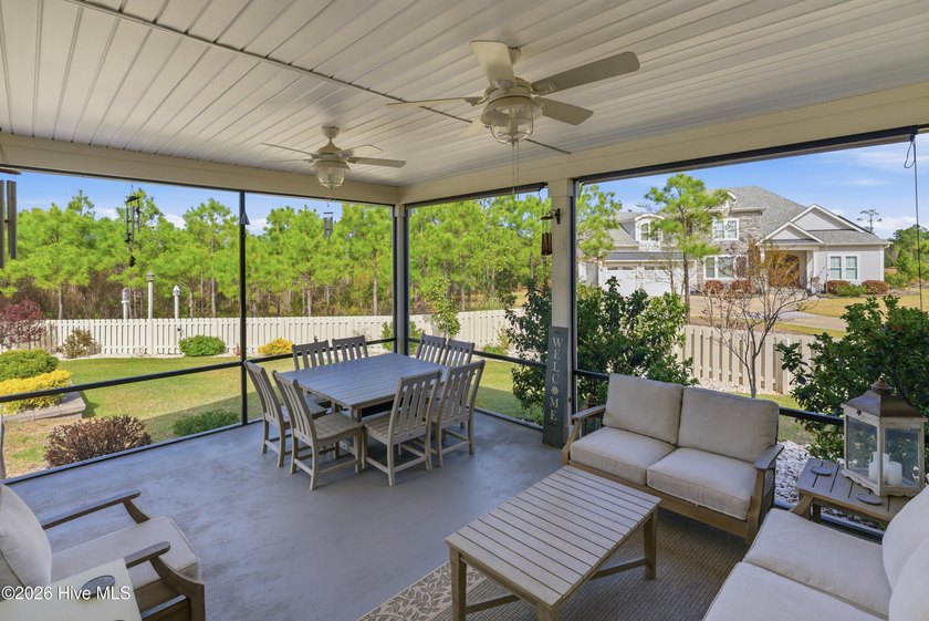 Welcome home to this gorgeous custom-built 4-bedroom, 3.5-bath - photo 21