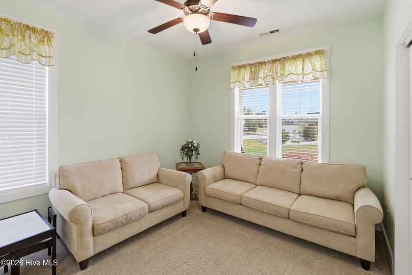 Welcome home to this gorgeous custom-built 4-bedroom, 3.5-bath - photo 35