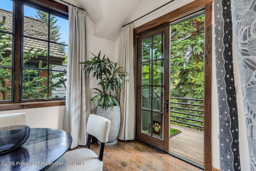 Located on desirable Sierra Vista Drive just off Cemetery Lane - photo 8