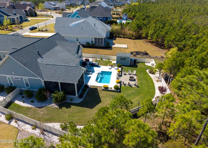Welcome home to this gorgeous custom-built 4-bedroom, 3.5-bath - photo 50