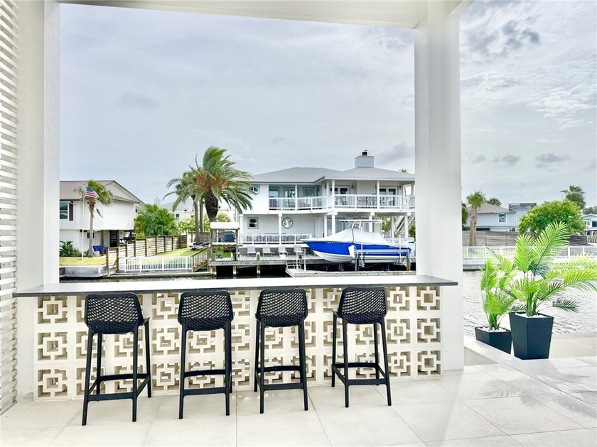 Don't miss this classy contemporary coastal charm on Key Allegro - photo 32