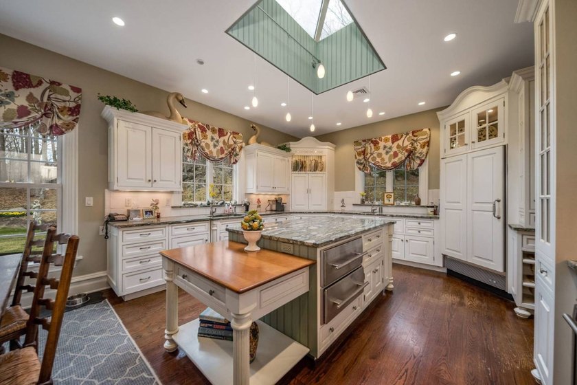 Luxury Property Auction: 11-25 June. Current High Bid: $1,400 - photo 8