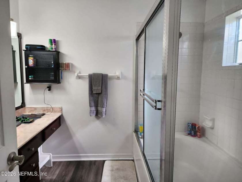 In time to beat the summer heat! Well maintained home in the - photo 22