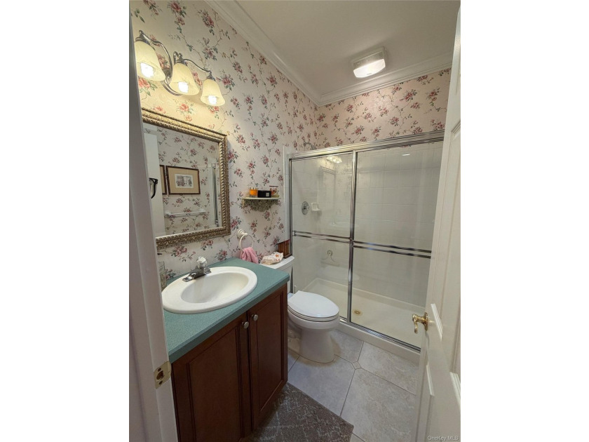 Wonderful end unit, the largest model, *ADAMS* style, well - photo 8