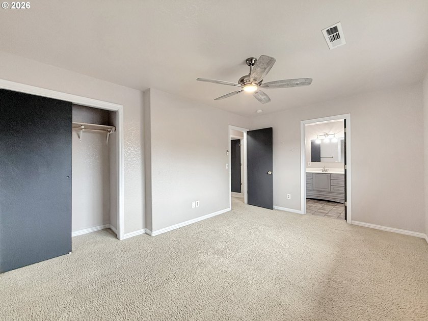Well-maintained and turn-key, this 3 bedroom, 1.5 bathroom condo - photo 15