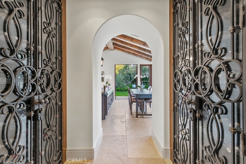 EMERALD BAY | LAGUNA BEACH | 2026 SUMMER RENTAL | Tucked along - photo 20