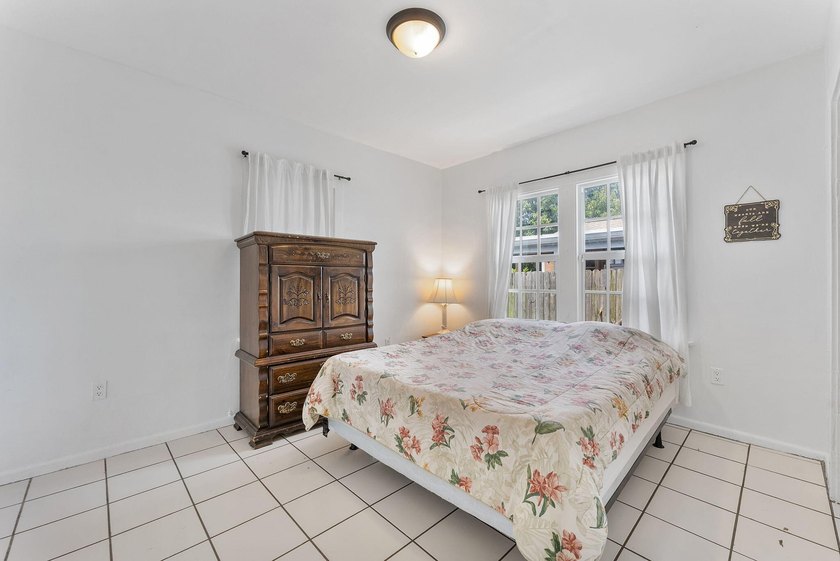 Nestled in the heart of West Palm Beach's red-hot SoSo - photo 15
