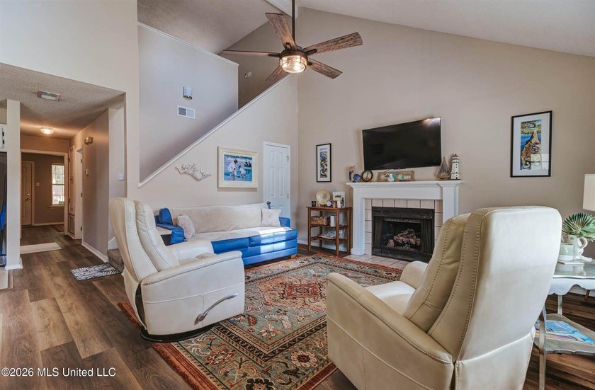 Move-in ready 3-bedroom, 2-bath home in the heart of Ocean - photo 3