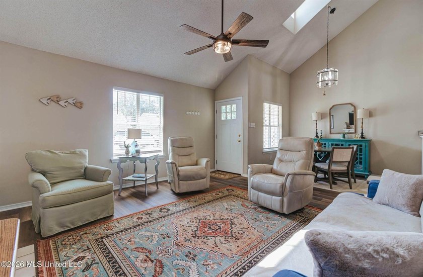Move-in ready 3-bedroom, 2-bath home in the heart of Ocean - photo 4