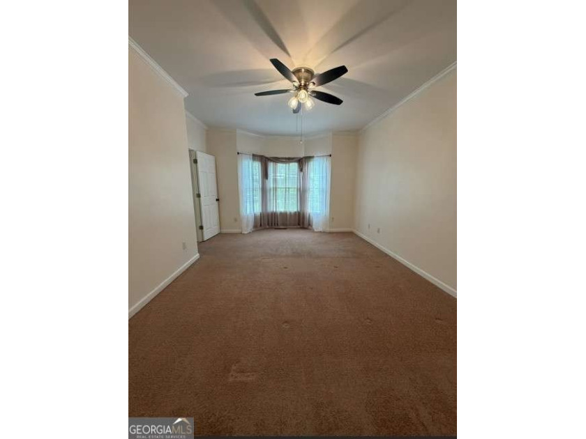 Don't miss the opportunity to own this beautiful raised ranch - photo 7