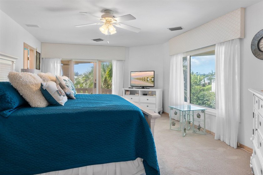Discover an exceptional D'Asign Source designer home in - photo 18
