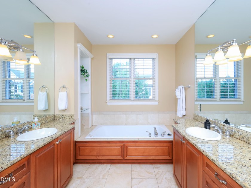 Rare custom-built brownstone with a private elevator in one of - photo 35