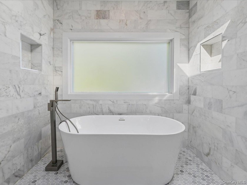 Just completed, this beautifully renovated transitional home is - photo 26