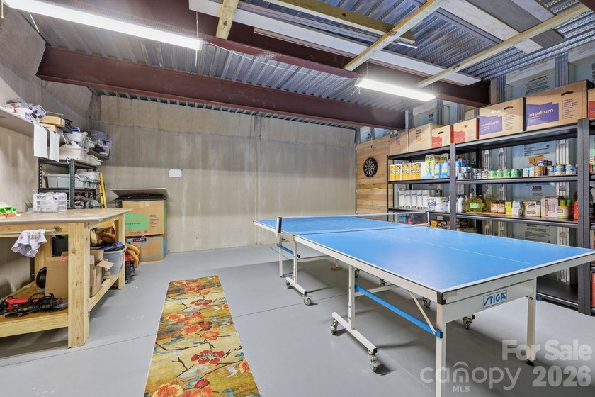 Welcome to sophisticated, carefree living in the highly - photo 34