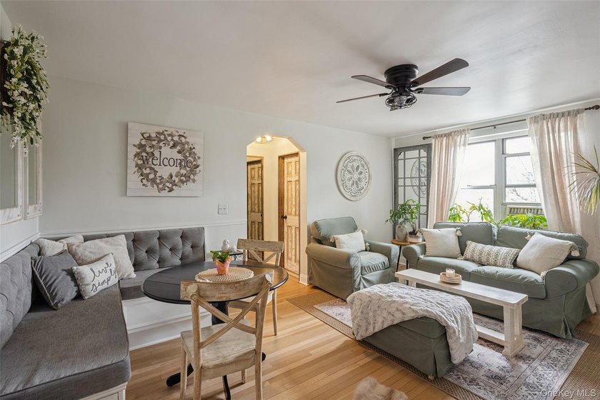 Welcome to Baydale Coops in Bayside, Queens-a move-in ready 2nd - photo 2