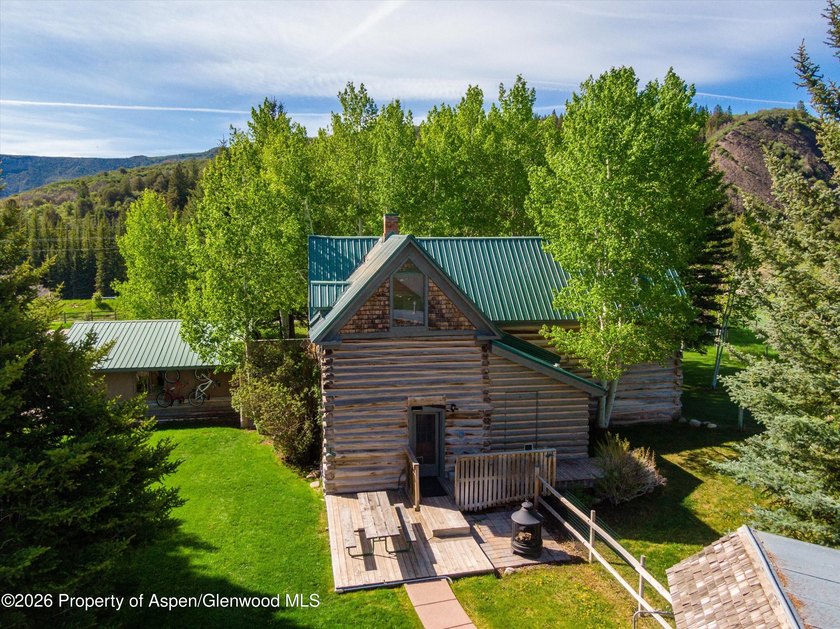 Set in the heart of the Roaring Fork Valley, this extraordinary - photo 4