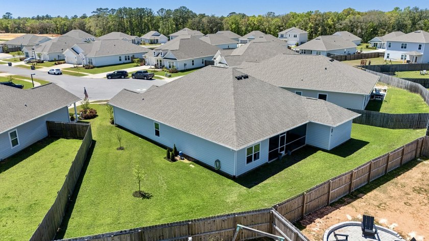 This beautifully upgraded home in the heart of Freeport blends - photo 5