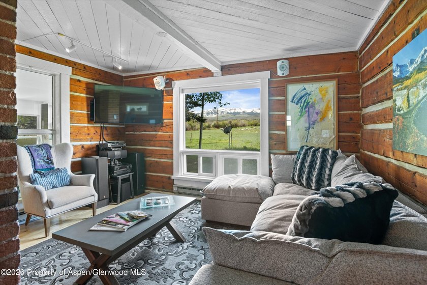 Set in the heart of the Roaring Fork Valley, this extraordinary - photo 6