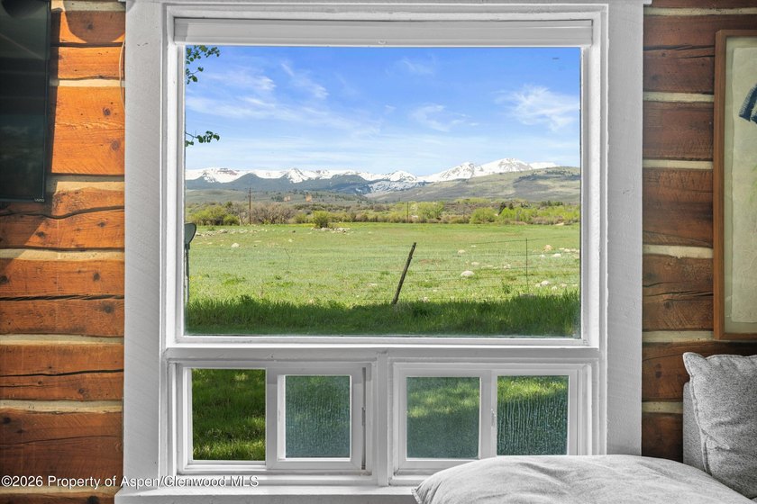 Set in the heart of the Roaring Fork Valley, this extraordinary - photo 8