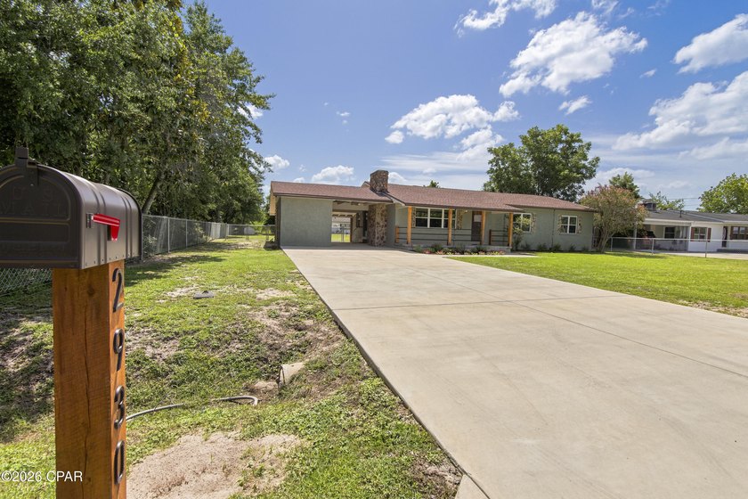 Cute. Updated. Move-in ready. Centrally located. This is a great - photo 4