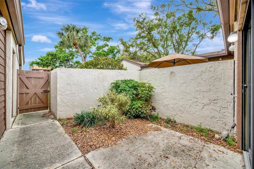 Virtually Staged. Welcome to 2925 Park Lake Drive in Forty Three - photo 4