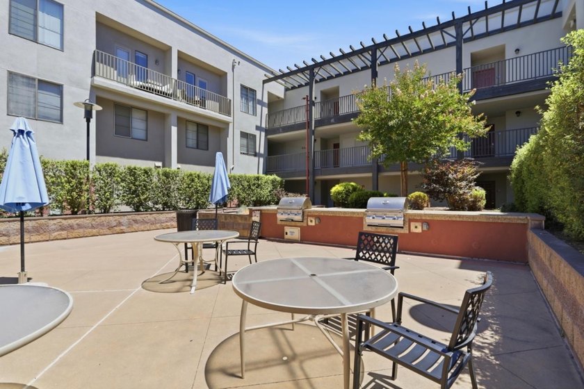 Experience the best of downtown San Jose living in this - photo 25