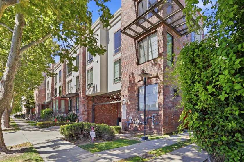 Experience the best of downtown San Jose living in this - photo 31