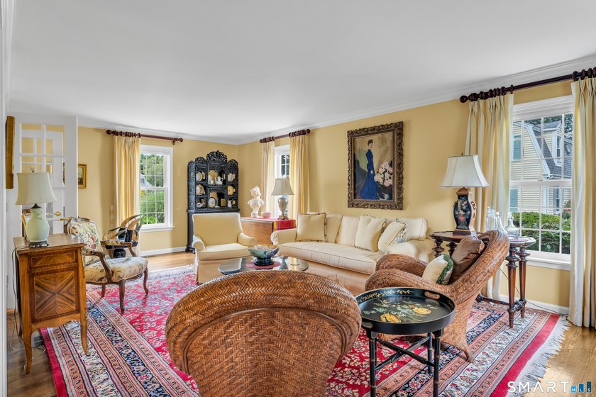 Set on a peaceful cul-de-sac in Madison's highly desirable - photo 4