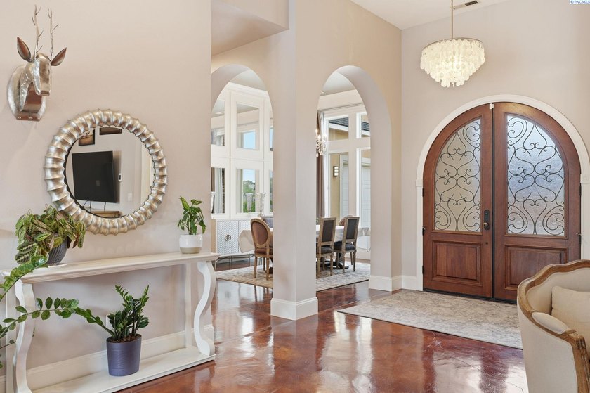 MLS# 293116 Welcome to a truly one-of-a-kind luxury retreat - photo 4