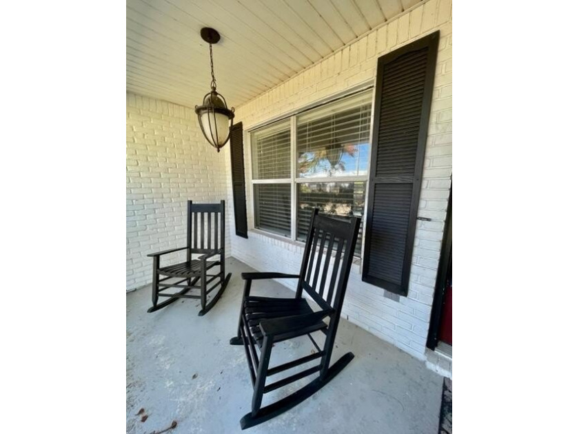 *ASSUMABLE 3.375% VA LOAN! MOTIVATED SELLER - PRICED TO SELL - - photo 4