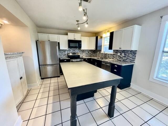 *ASSUMABLE 3.375% VA LOAN! MOTIVATED SELLER - PRICED TO SELL - - photo 9