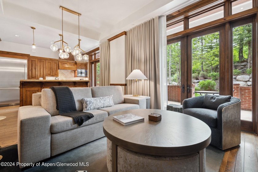 2024 renovations completed (including new decor, furniture - photo 4