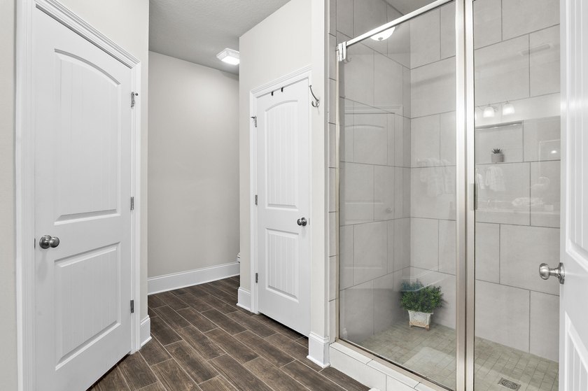 Also available for long-term lease at $4,500 per month. Welcome - photo 10