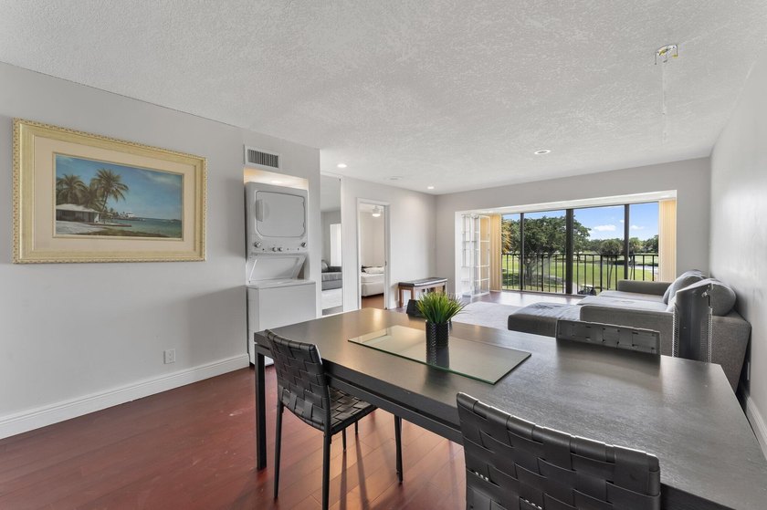 Wake up to tranquil lake and golf course views in this - photo 10