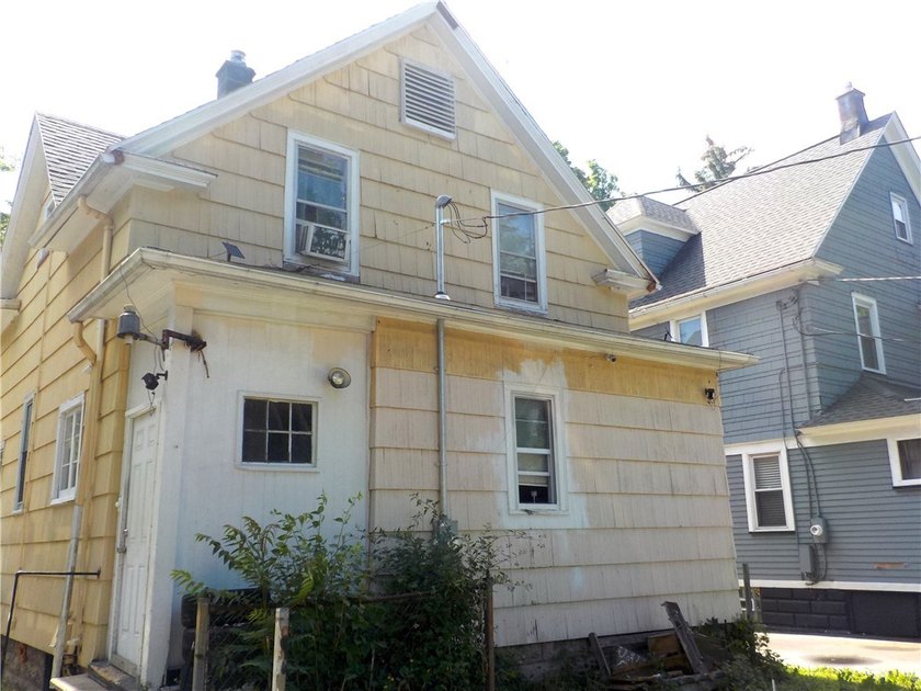 Welcome to this investment opportunity in the City of Rochester - photo 3