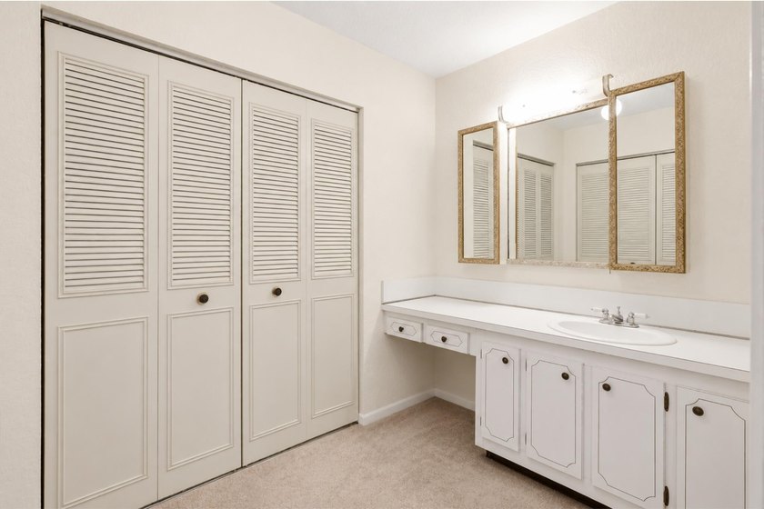 Virtually Staged. Wake up to breathtaking panoramic water views - photo 22