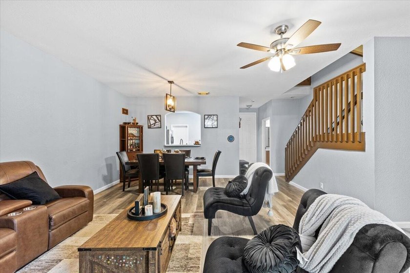 Discover effortless living in the gated community of Thousand - photo 15