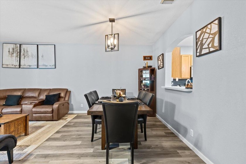 Discover effortless living in the gated community of Thousand - photo 18