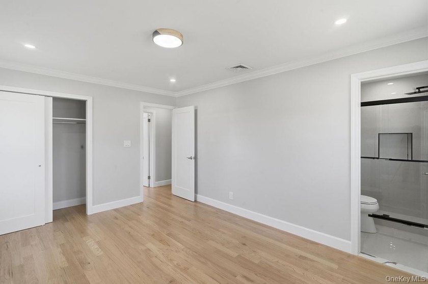 Welcome to 2934 Kinloch Road, a beautifully renovated 4-bedroom - photo 16