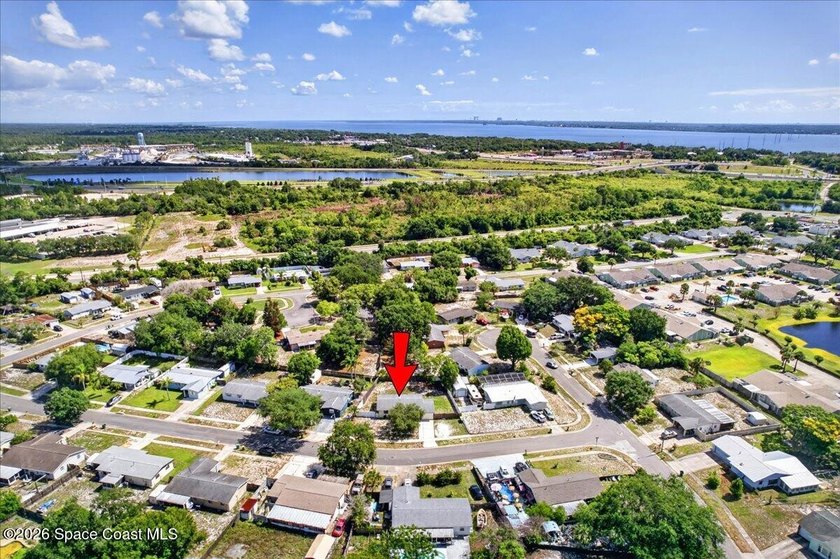 Come and see this move-in ready 3 bed 2 bath home with new - photo 27