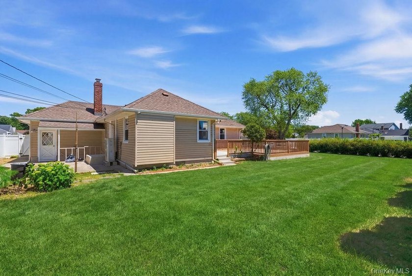 Welcome to 2934 Kinloch Road, a beautifully renovated 4-bedroom - photo 29