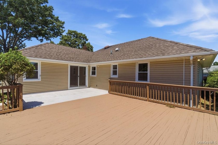 Welcome to 2934 Kinloch Road, a beautifully renovated 4-bedroom - photo 31