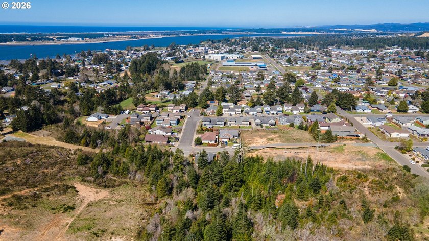 Take advantage of this rare opportunity to own a 0.09-acre - photo 8