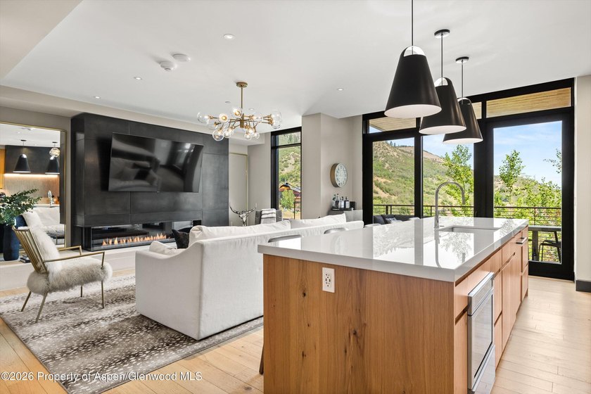 Thoughtfully designed, with sophisticated finishes - photo 4