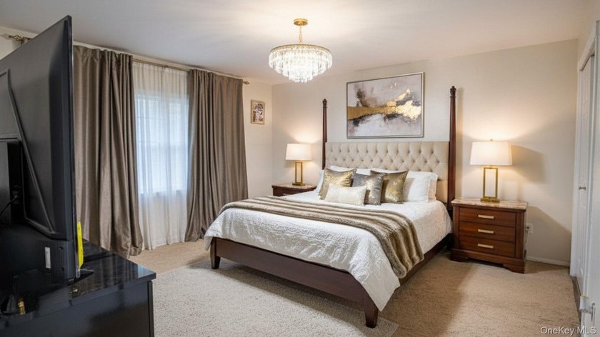 Welcome to this well-maintained unit that offers a comfortable - photo 6