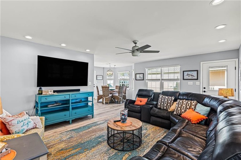 Welcome to your personal paradise near Little Lagoon with deeded - photo 4