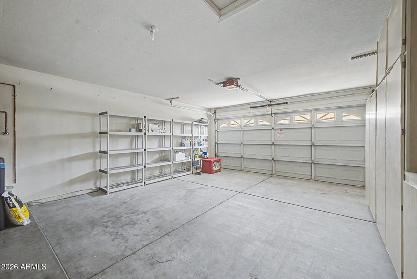 Welcome to Horseshoe Bay! This is a charming upgraded 3-bedroom - photo 15