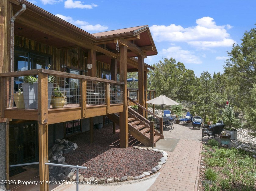 Roaring Fork Valley Retreat | Flexible Living Options | - photo 8